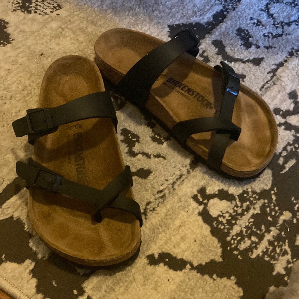 Birkenstock woman size 37 worn twice.